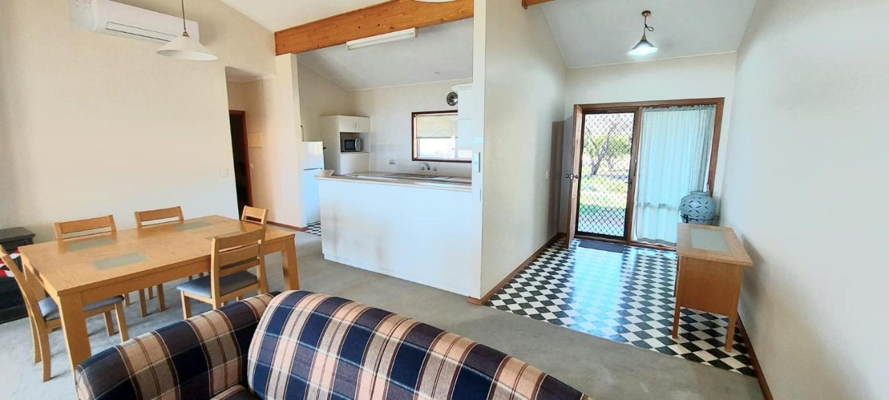 Barmera Lake Resort Motel エクステリア 写真