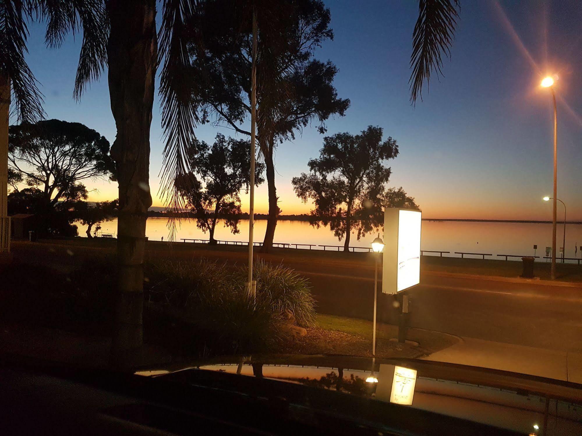 Barmera Lake Resort Motel エクステリア 写真
